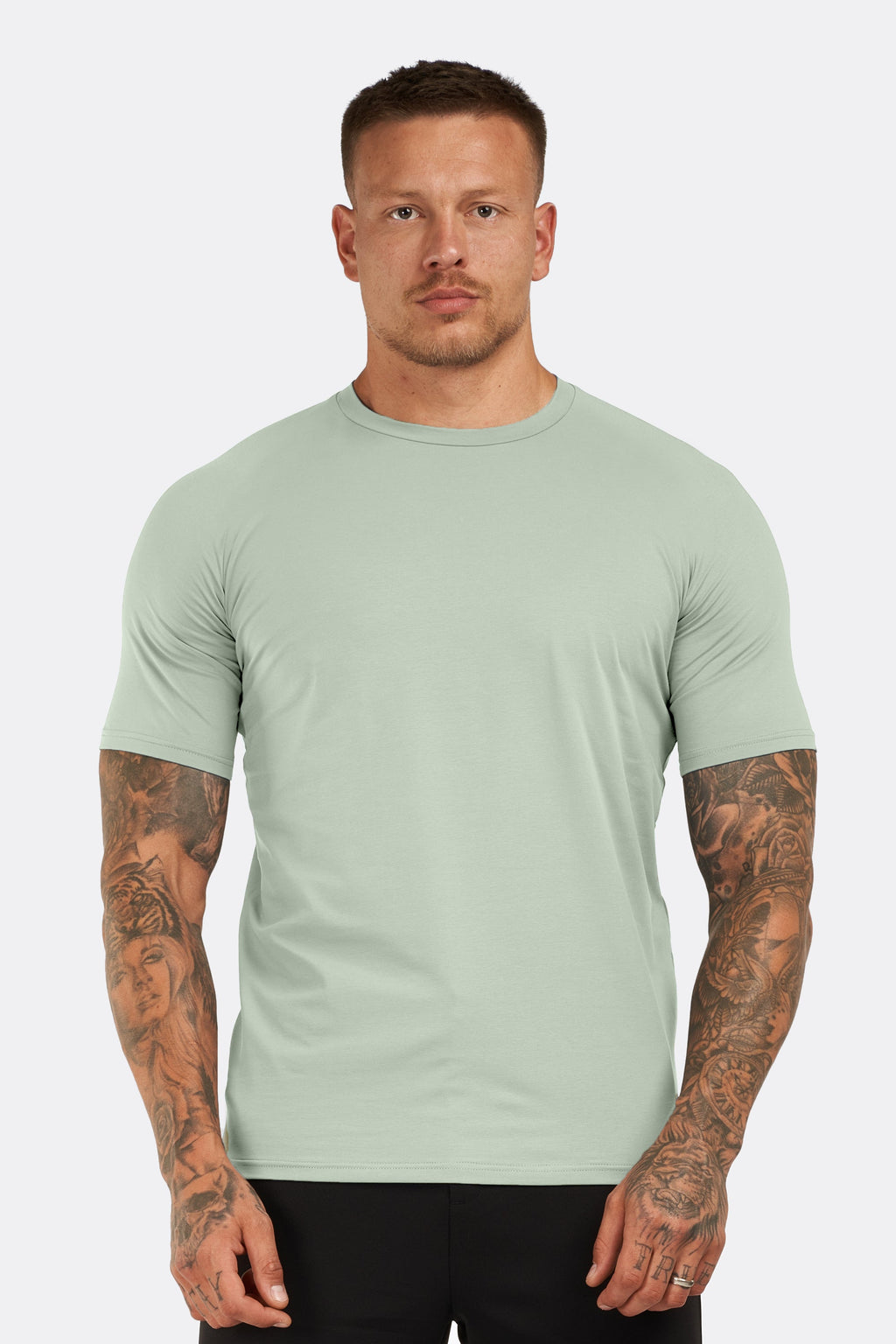 THE BASIC  T-SHIRT