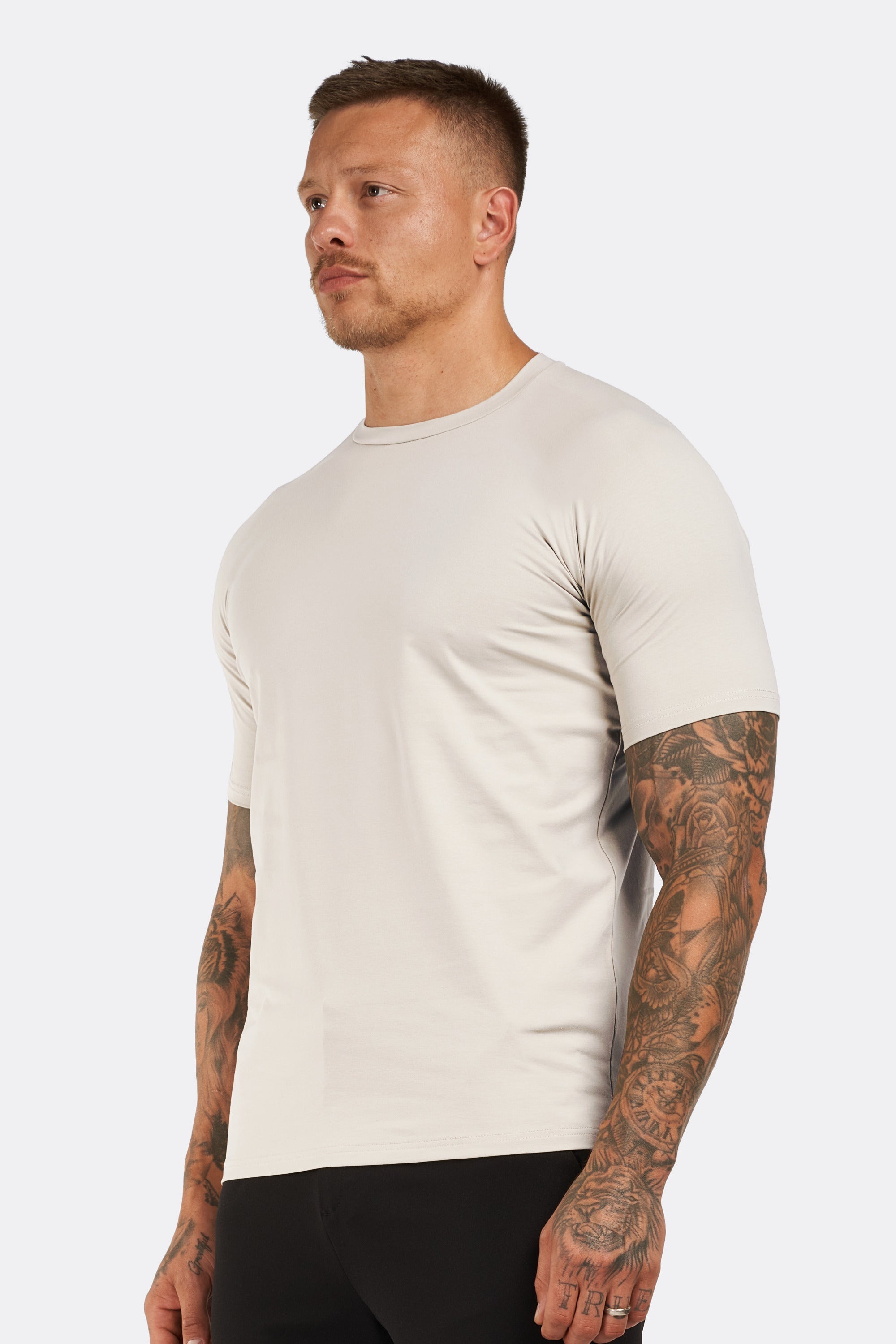THE BASIC  T-SHIRT