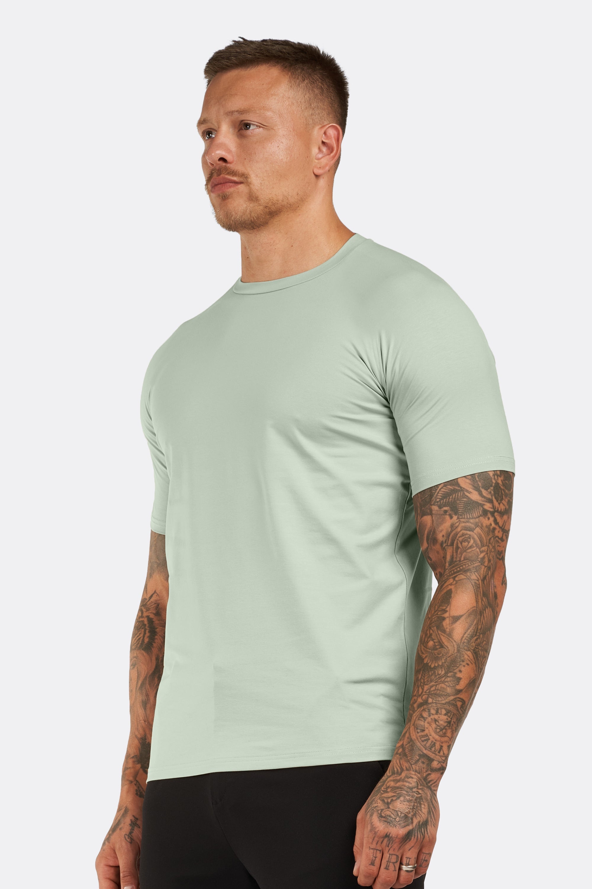 THE BASIC  T-SHIRT