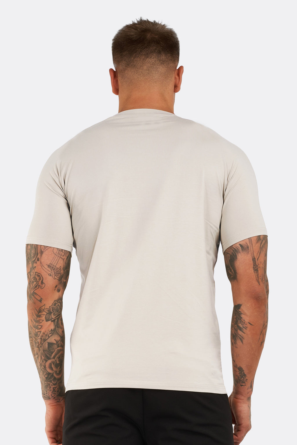 THE BASIC  T-SHIRT