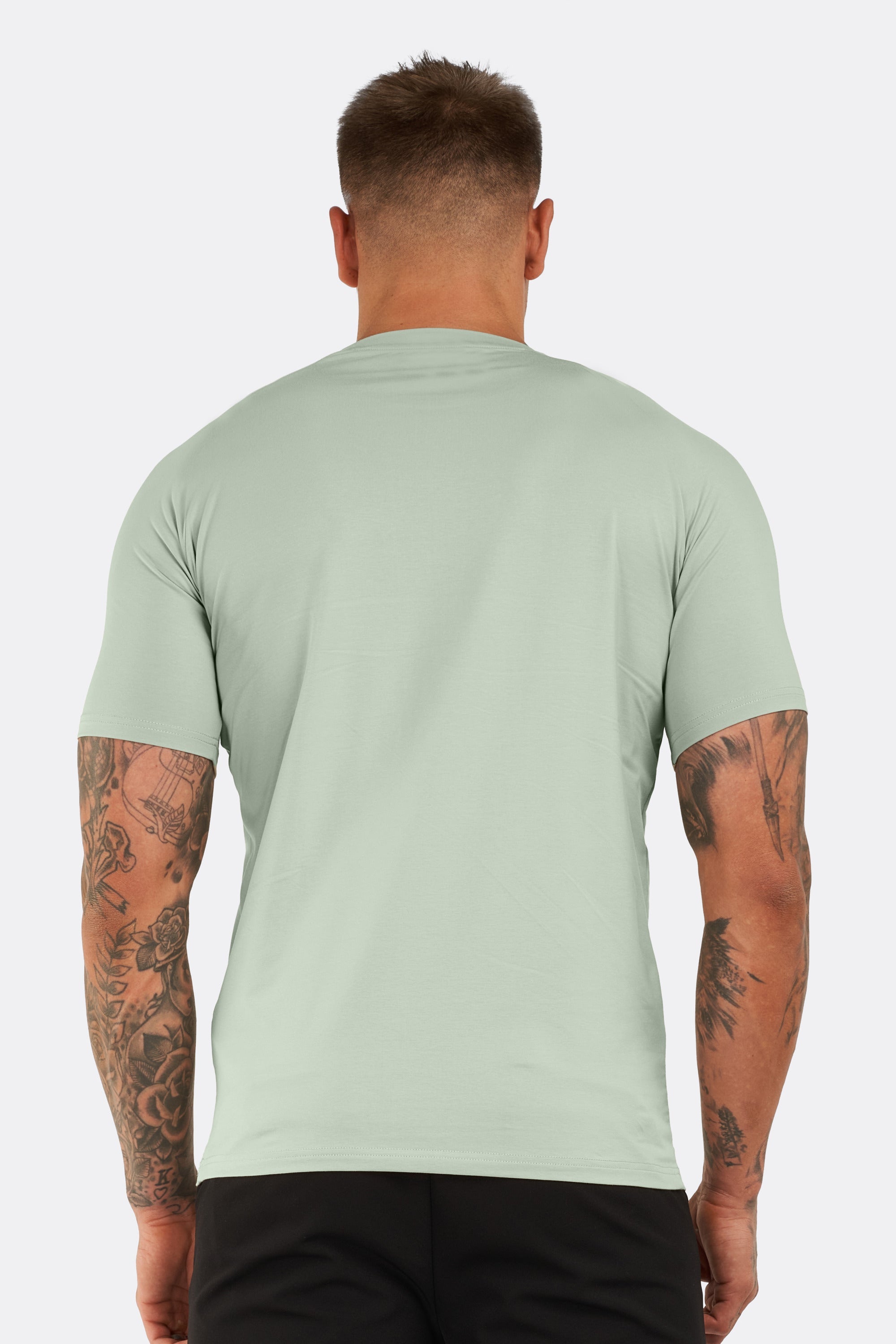 THE BASIC  T-SHIRT