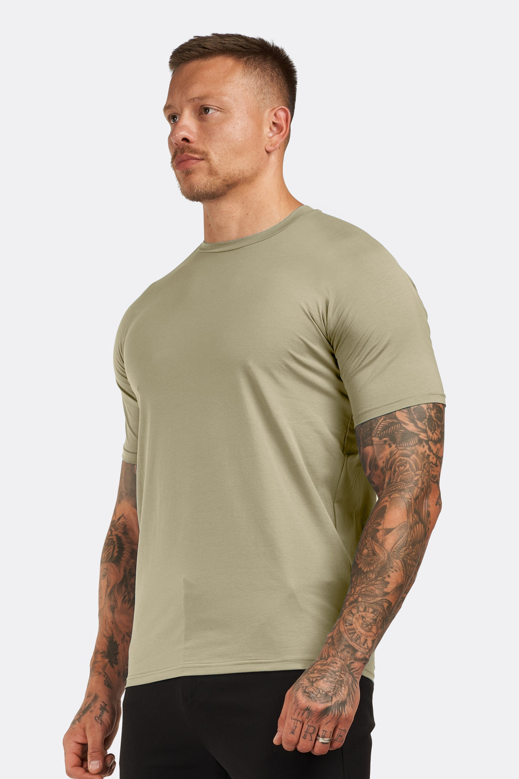 THE BASIC  T-SHIRT