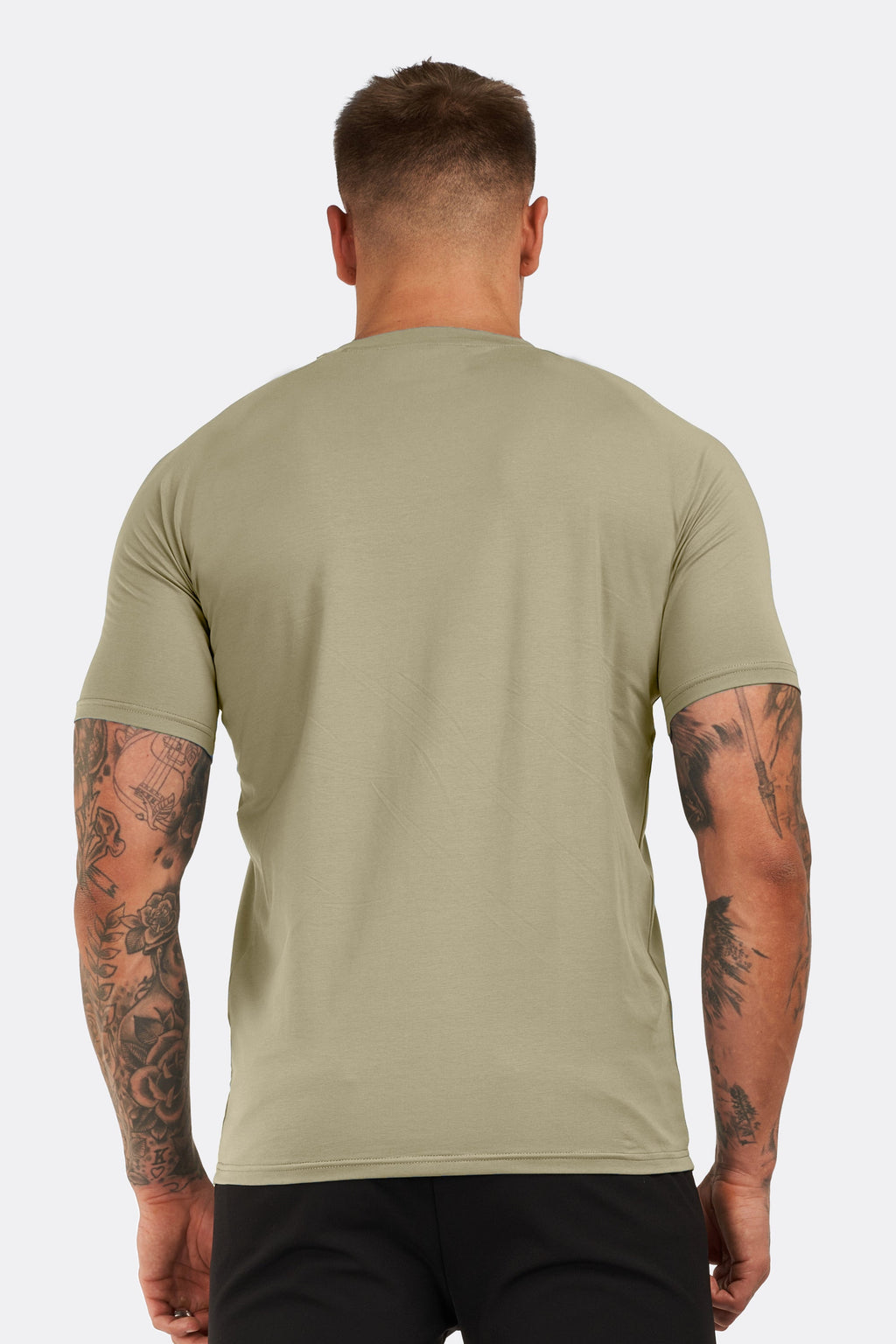 THE BASIC  T-SHIRT