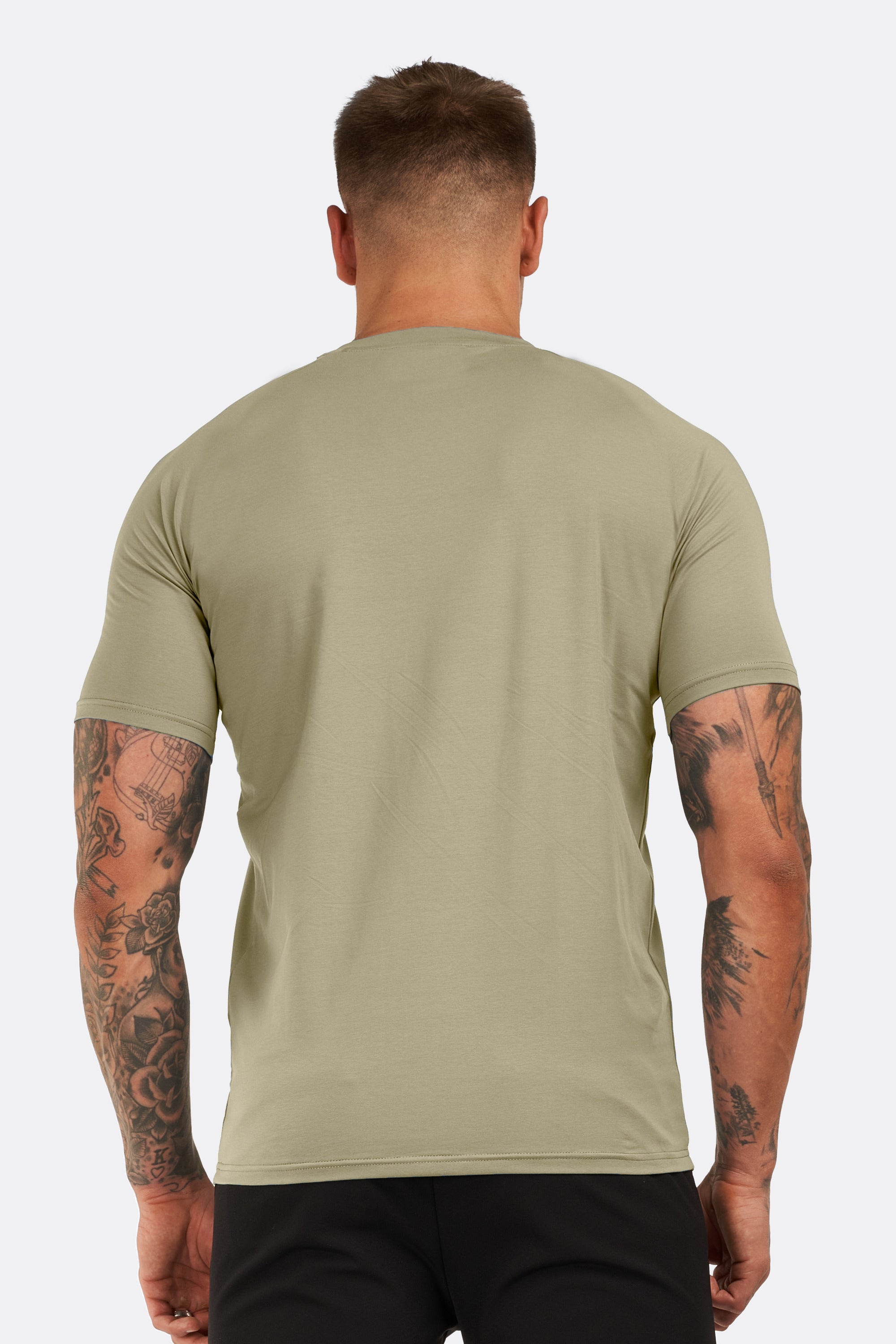 THE BASIC  T-SHIRT