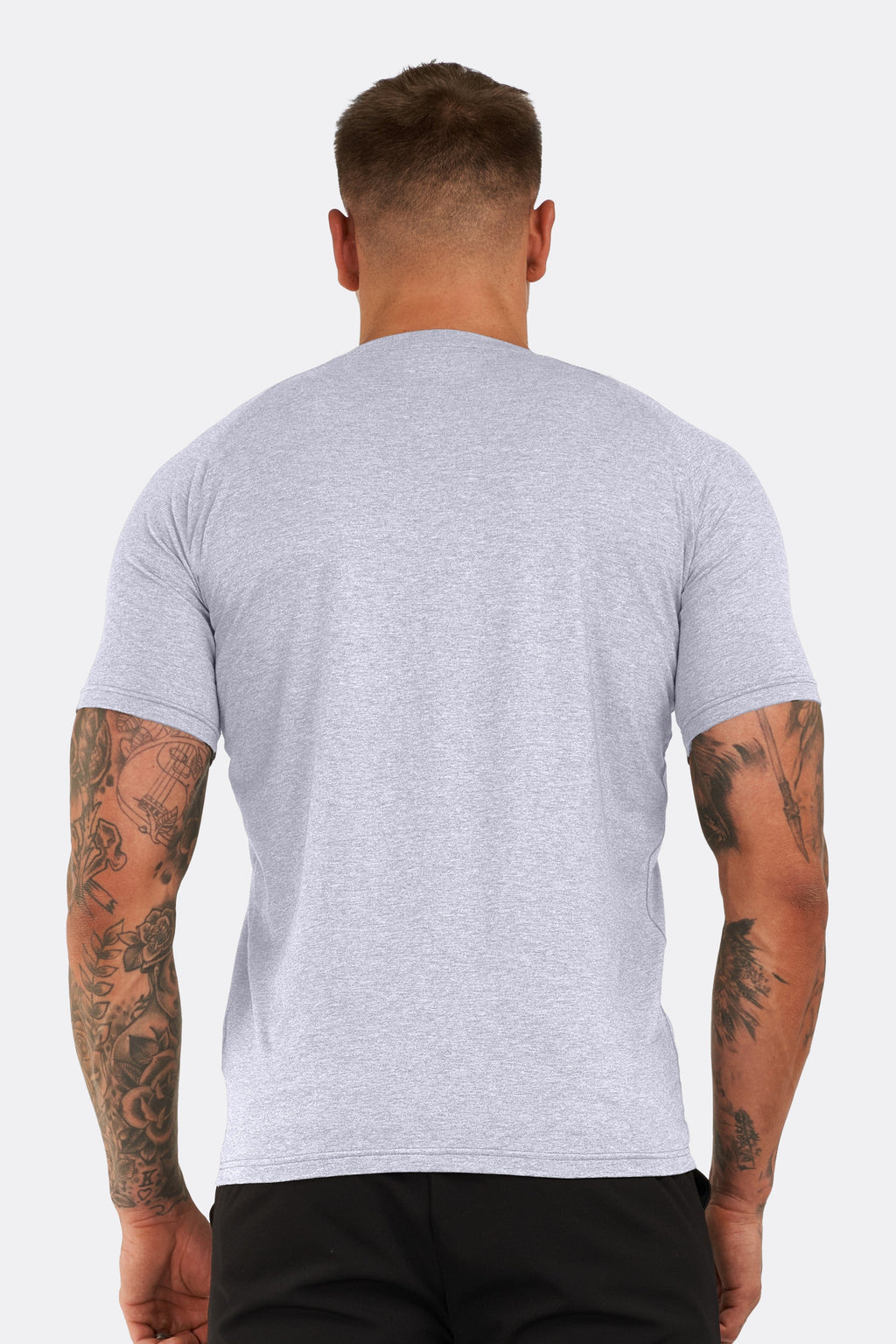 THE BASIC  T-SHIRT