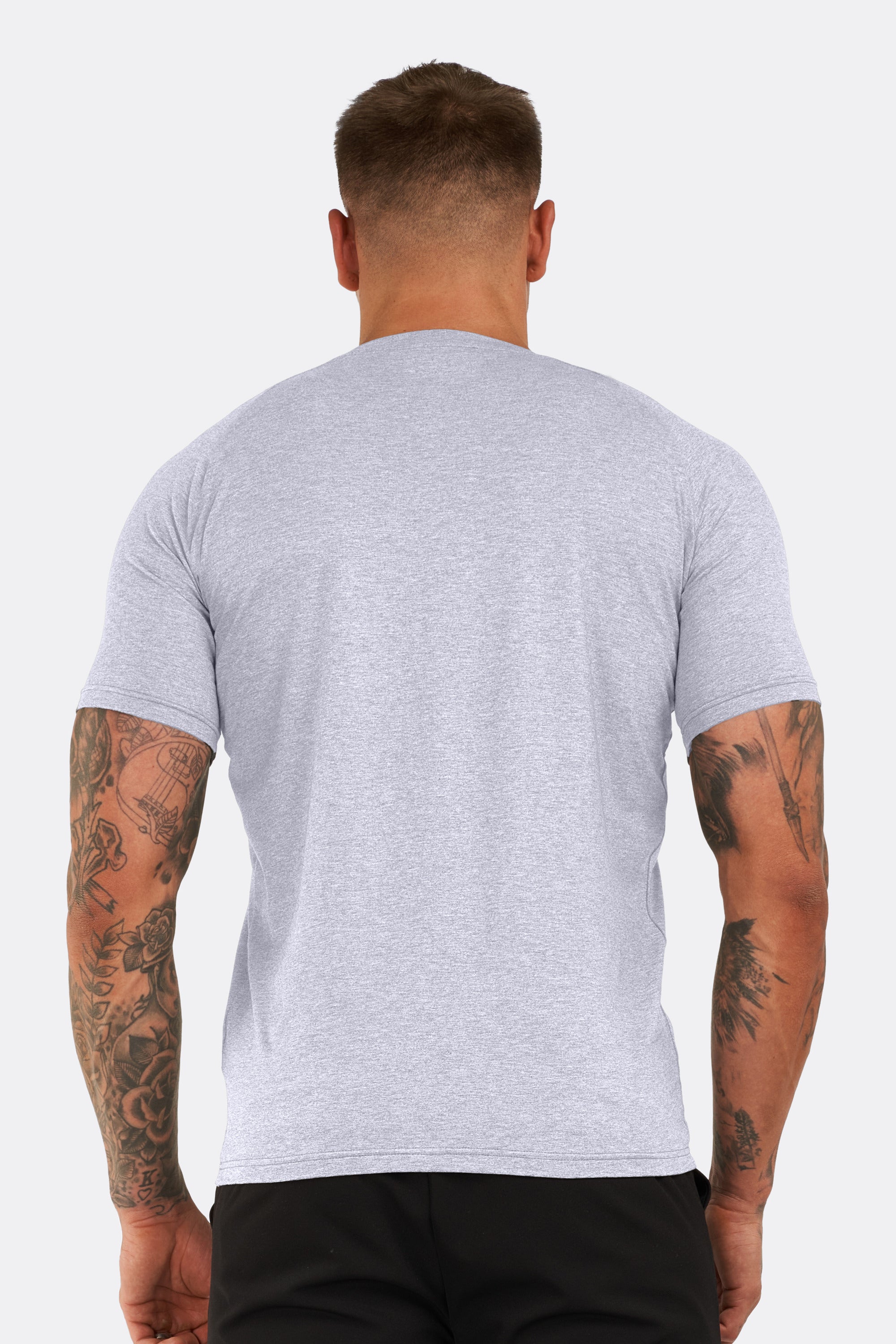 THE BASIC  T-SHIRT